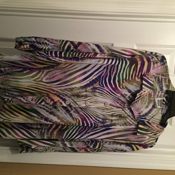 Blouse Button Down - Picture 2 of 2